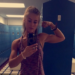 Fitness blog picture- flexing